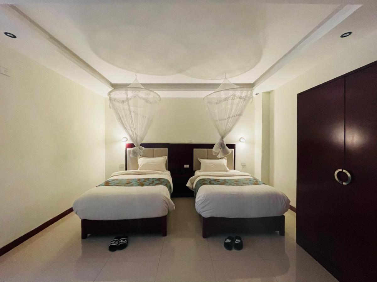 Winn Hotel - Бахр-Дар Экстерьер фото