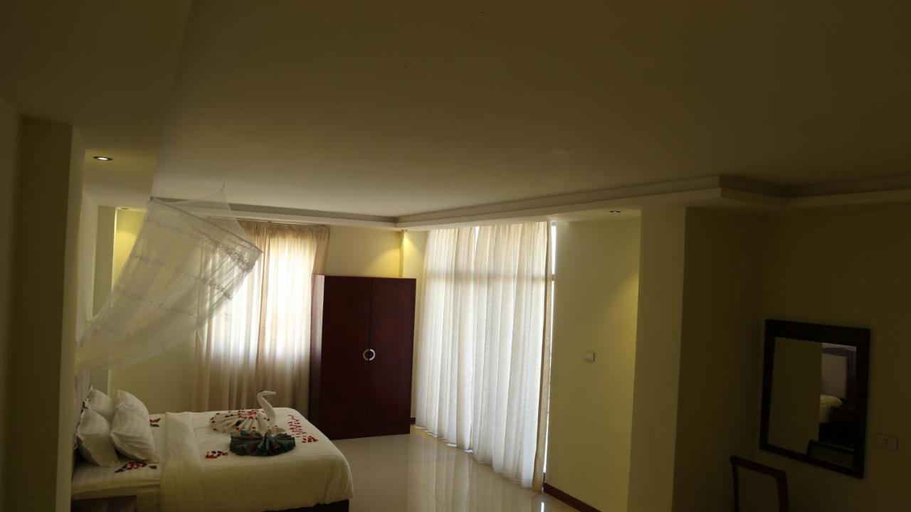 Winn Hotel - Бахр-Дар Экстерьер фото